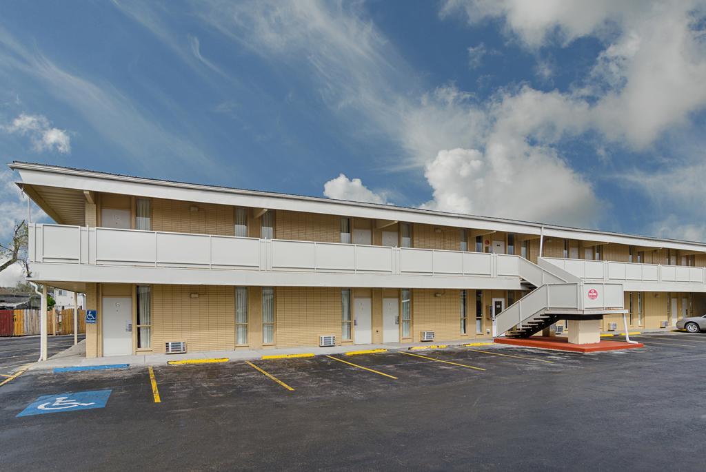 Alamo Inn & Suites Gillette Exterior foto